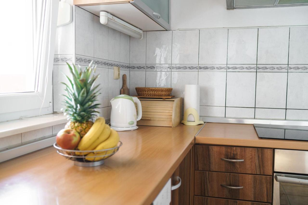 Apartmani Nedoklan Srima Luaran gambar